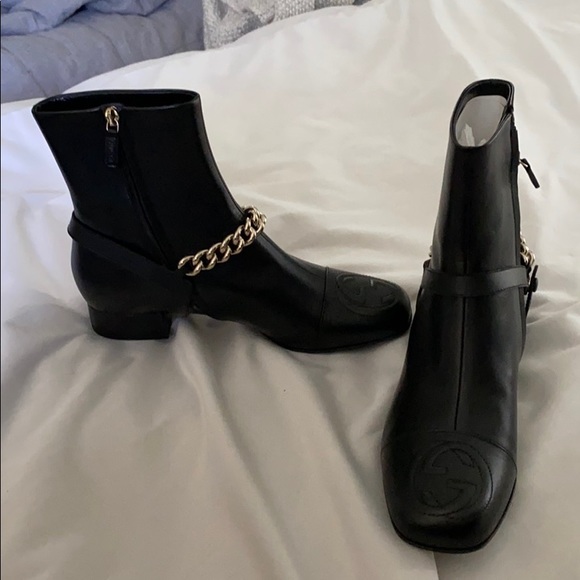 Gorgeous brand new leather Gucci booties - Picture 1 of 5
